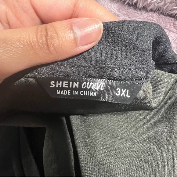 SHEIN Snake skin 2 piece set - Picture 4 of 5